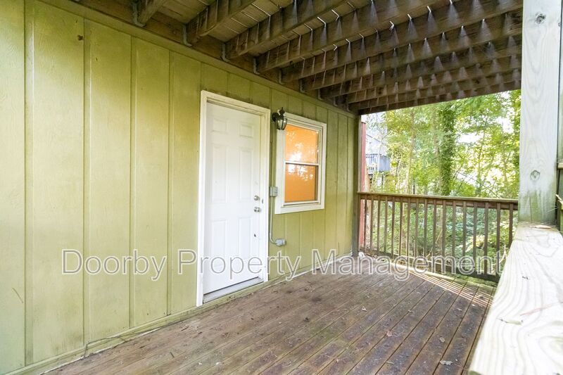 Building Photo - 3728 Chula Vista Dr
