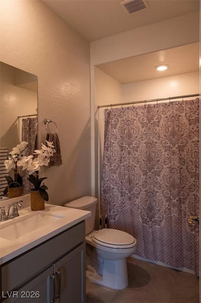 Building Photo - 92 Lake Oasis St