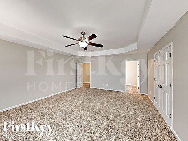 Building Photo - 15535 Lakepoint Forest Dr