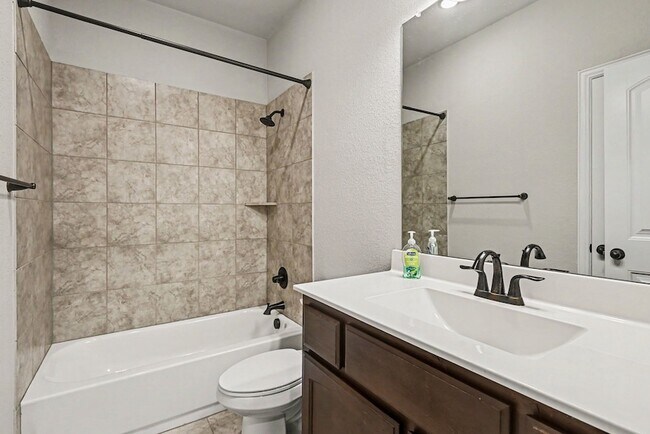 Building Photo - 7656 Northumberland Dr