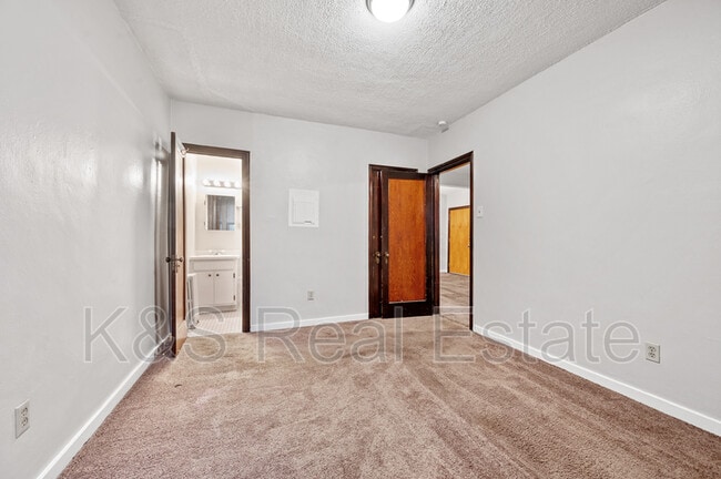 Building Photo - 1309 Wood St