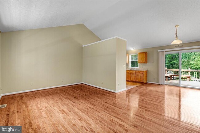 Building Photo - 3520 Christiana Ct