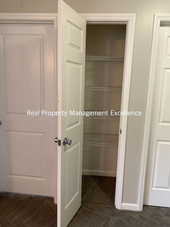 Building Photo - Amazingly Spacious Residence, Available In...