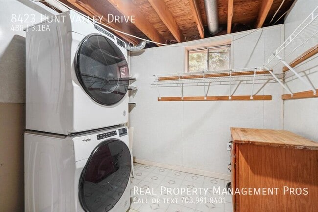 Building Photo - 8423 Hunt Valley Dr