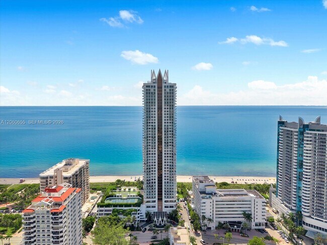 Building Photo - 6365 Collins Ave