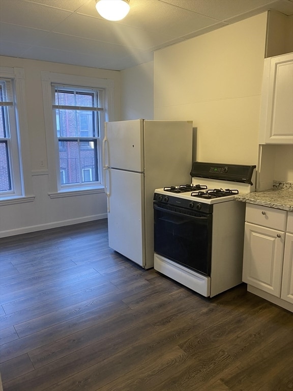 Building Photo - 22 Isabella St