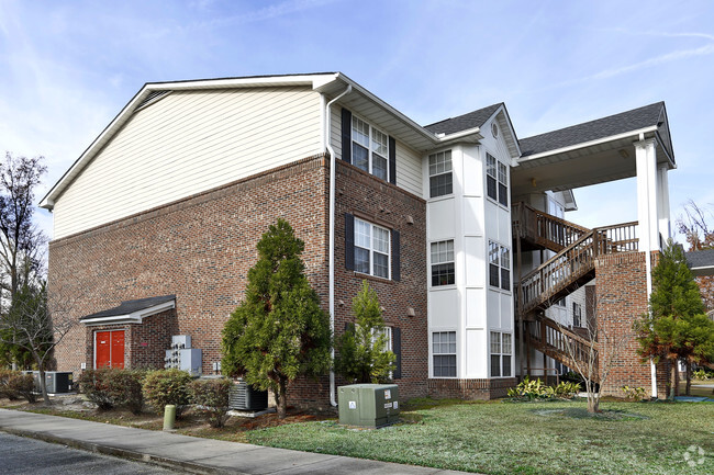 Building Photo - Ivy Ridge Apartments