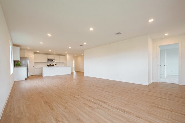 Building Photo - 3106 Elm Br Dr