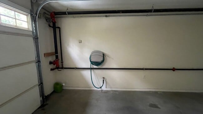 Building Photo - Spacious Furnished 3-Bedroom Condo – All U...
