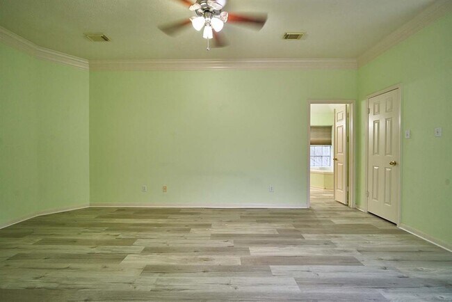 Building Photo - 4503 Oak Valley Dr