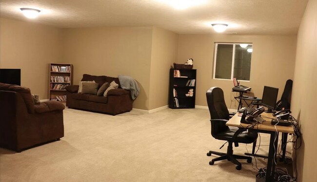 Building Photo - Spacious 4-Bedroom Near Lake Cunningham