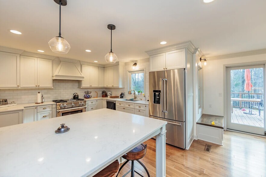 Building Photo - 8420 Timber Trl