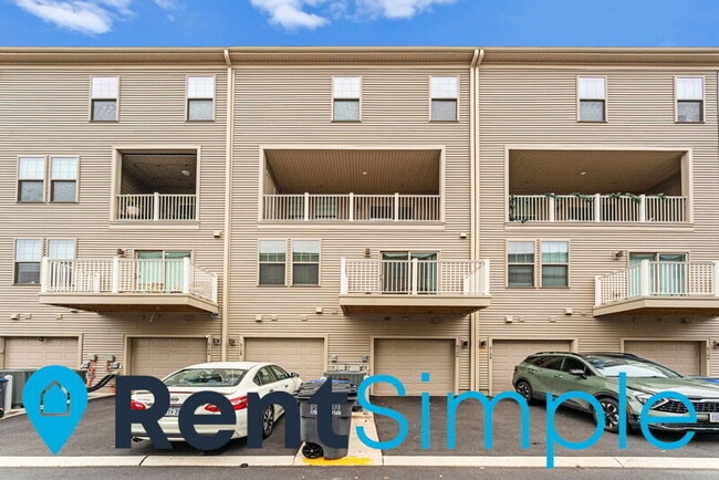 Building Photo - 612 Percy Pl