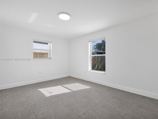 Building Photo - 340 NW 45th St