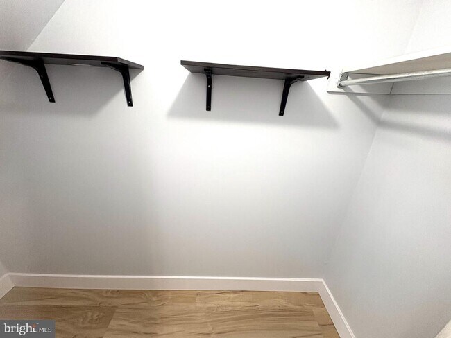 Building Photo - 306 Paddock Dr