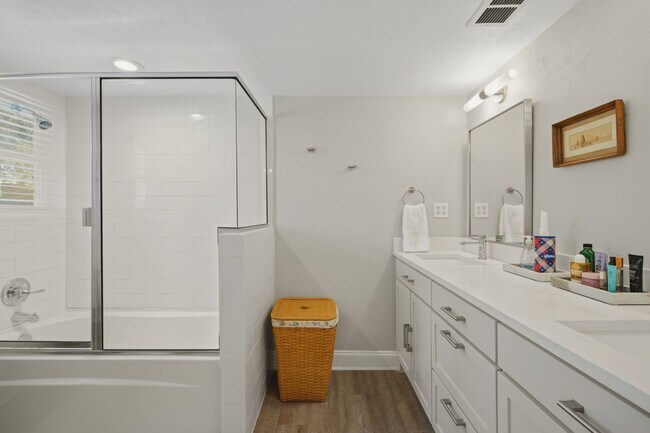 Building Photo - 5119 Creighton Dr