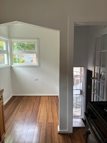 Building Photo - 5914 S Carver St