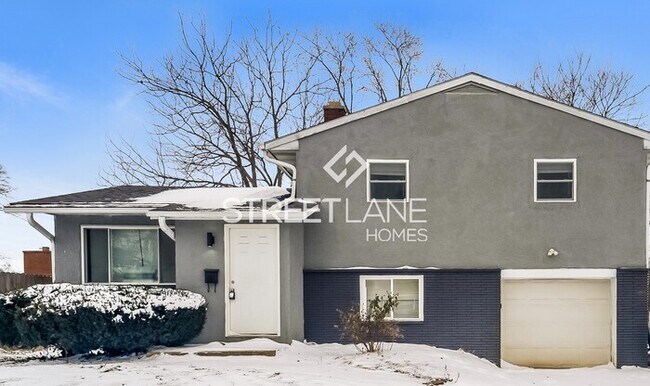 Primary Photo - Charming 3 Bedroom in Columbus!