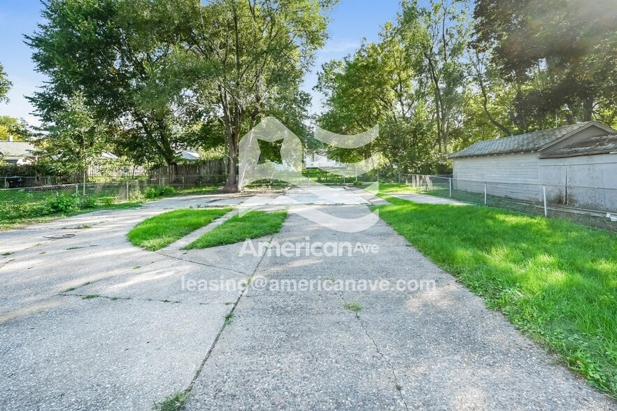 Building Photo - 546 19th Ave