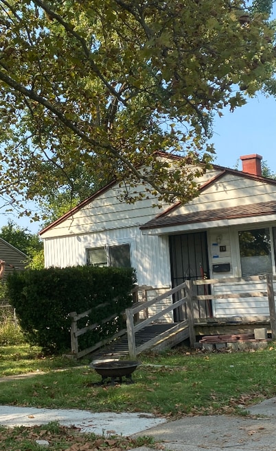 Building Photo - 1813 Polly St