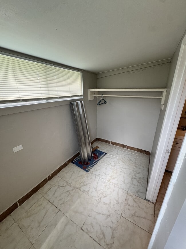 Building Photo - 3999 Conway Blvd