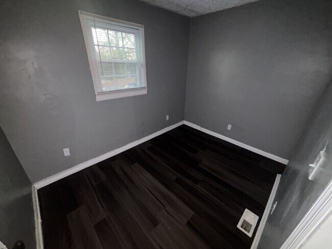 Building Photo - 346 Pittman St