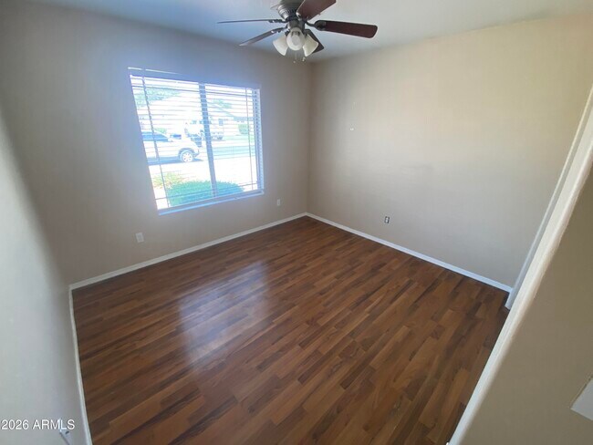 Building Photo - 2033 E Saratoga St