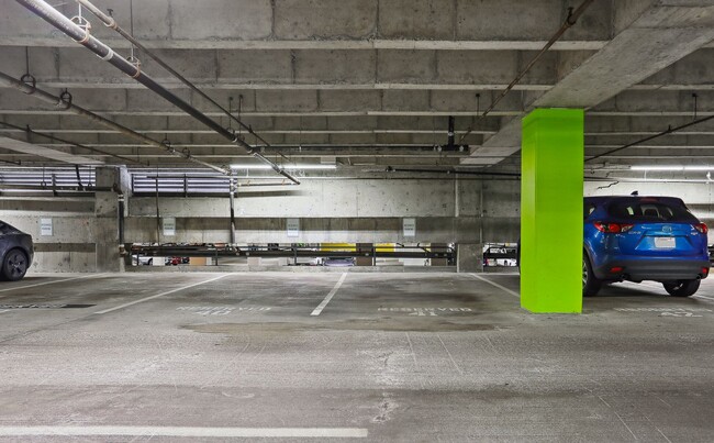 Building Photo - 1bd/1ba Seattle Condo