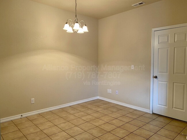 Building Photo - 4206 Mesa Overlook Point