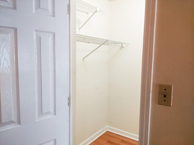 Building Photo - 104 S Whetherbine Way