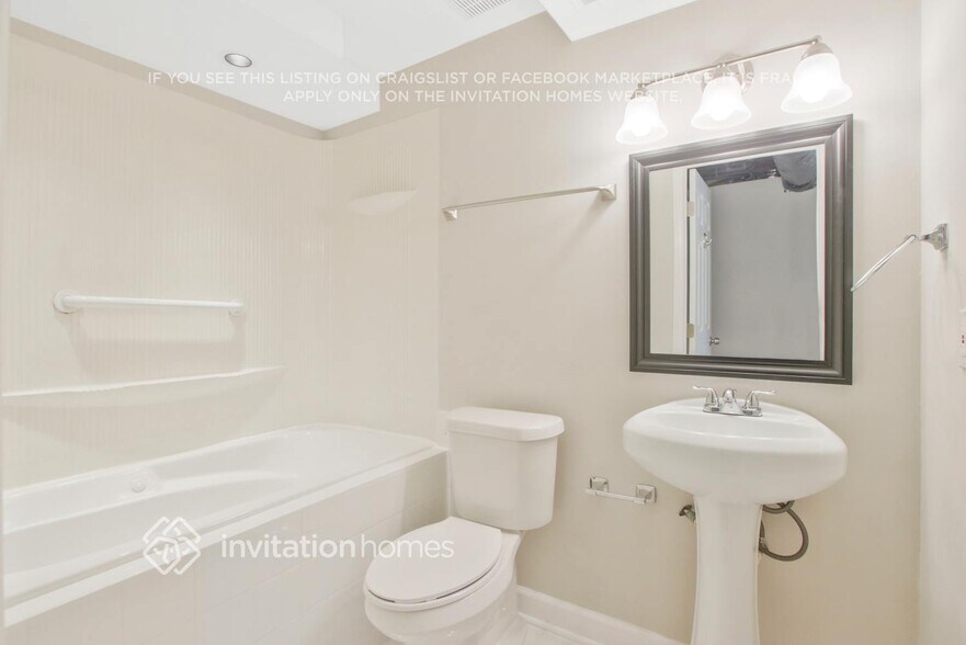 Building Photo - 2613 Konawa Ct
