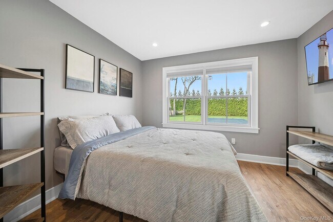 Building Photo - 37 Maryland Blvd