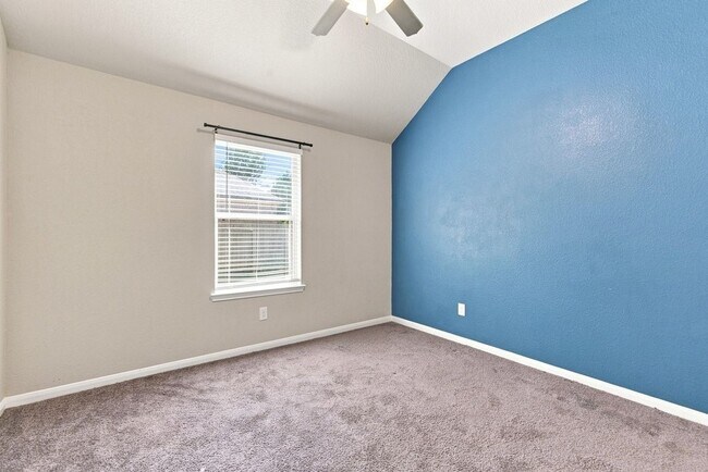 Building Photo - 7602 Mesquite Hill Ln