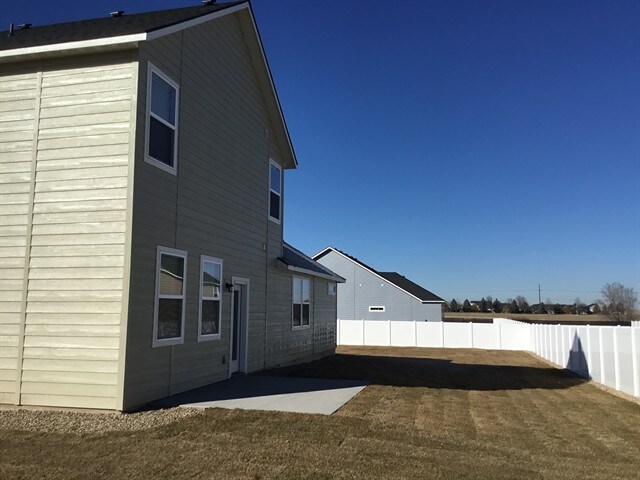 Building Photo - 61 S Lancaster Dr
