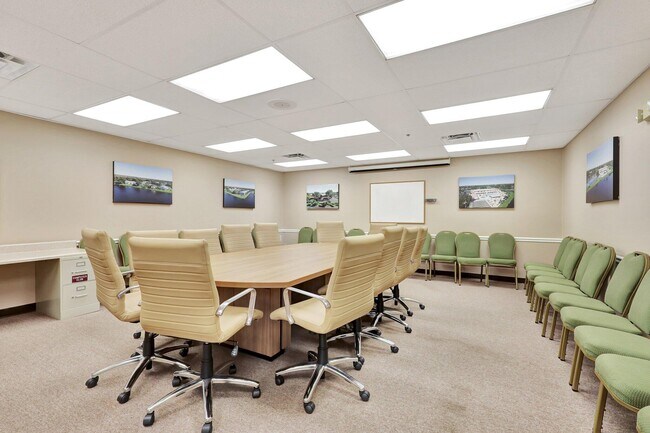 Building Photo - 15234 Lakes of Delray Blvd