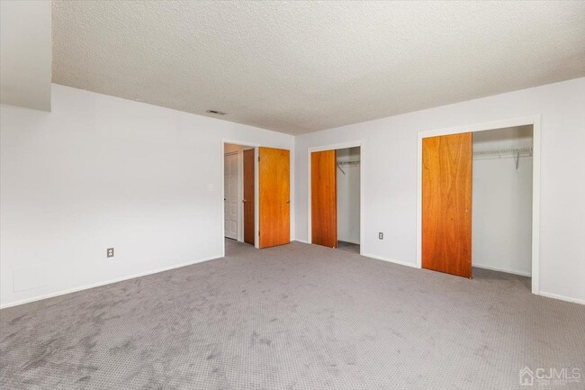 Building Photo - 1308 Edison Glen Terrace