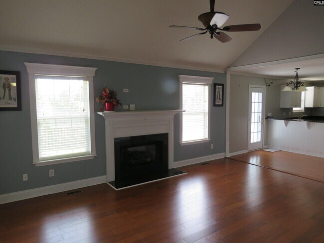 Building Photo - 209 Riverbirch Rd