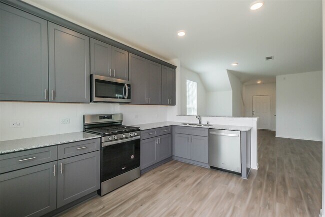 Building Photo - 23667 Cranberry Grader Ln