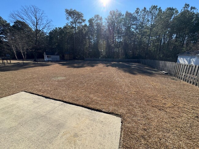 Building Photo - Golfing Community!! Cape Fear Schools