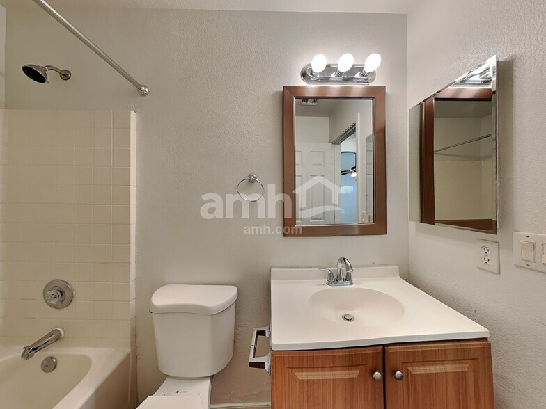 Building Photo - 10830 E Carol Ave