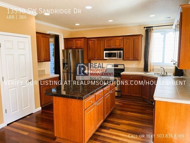Building Photo - 13530 SW Sandridge Dr