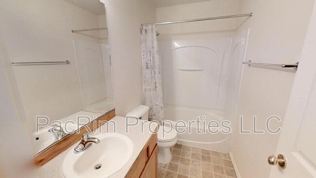 Building Photo - 5740 Sapphire Loop