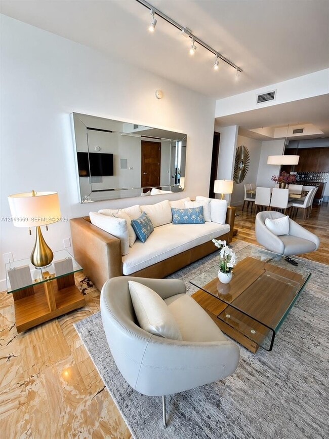 Building Photo - 18101 Collins Ave