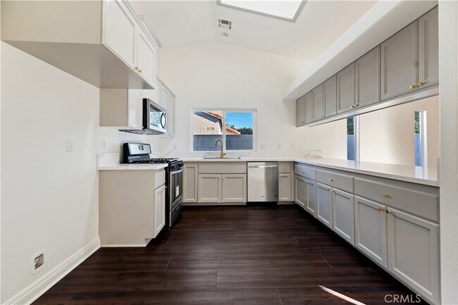 Building Photo - 68135 Encinitas Rd