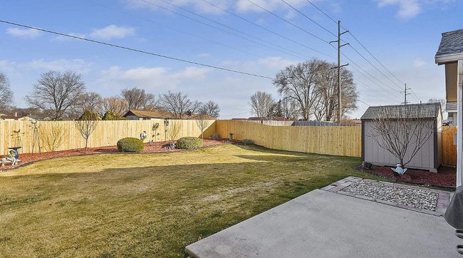 Building Photo - 928 Aspen Grove St