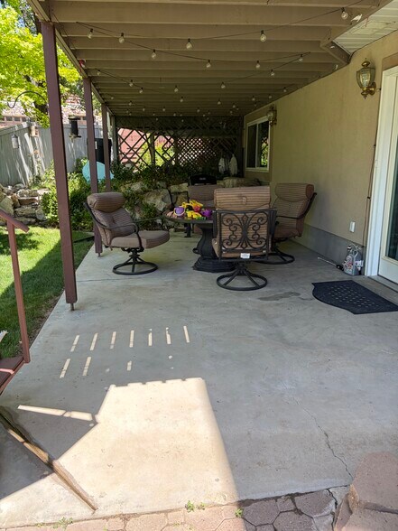 Building Photo - 7918 S Desert Ridge Cv