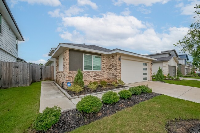 Building Photo - 12715 Basinghall Ln