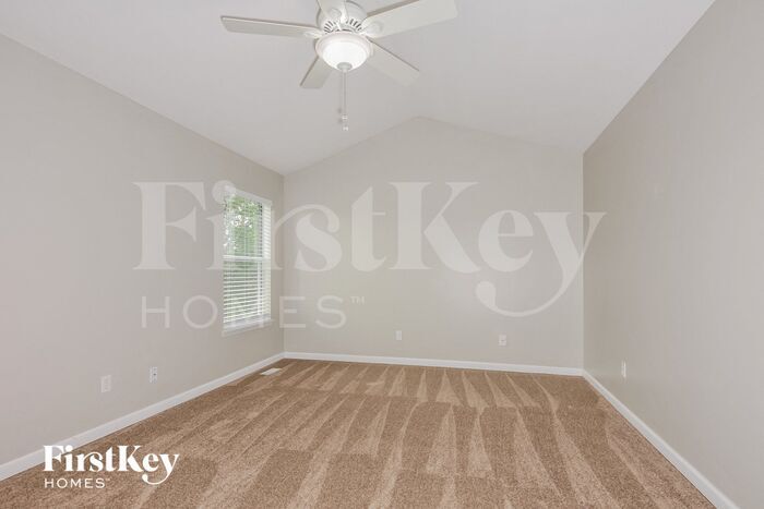 Building Photo - 124 Royallsprings Pkwy