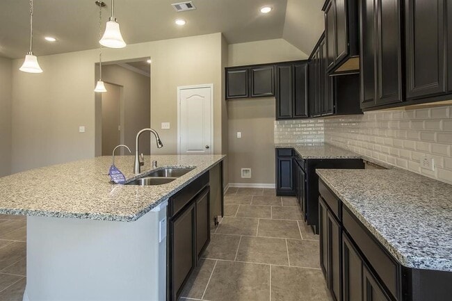 Building Photo - 2622 Ivy Wood Ln