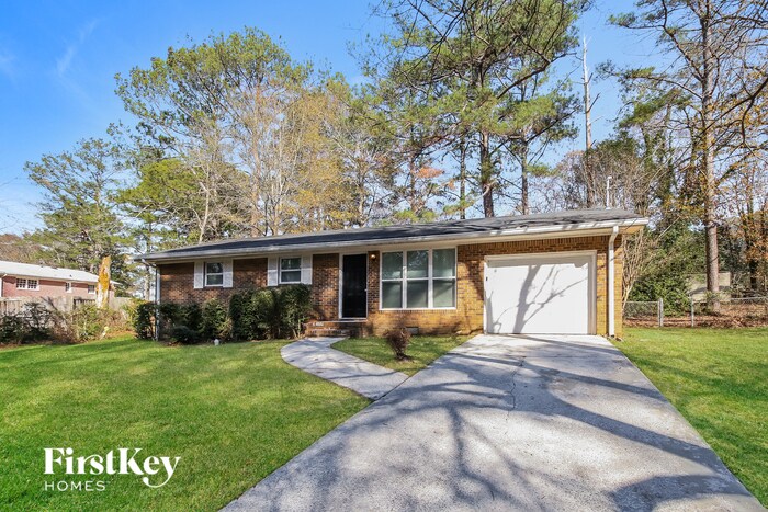 Primary Photo - 1401 S Hicks Cir NW